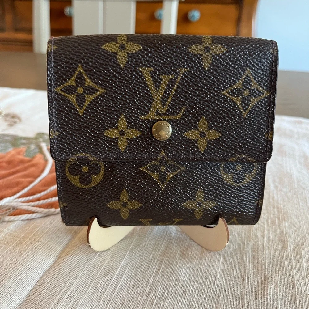 Louis Vuitton Monogram Elise Trifold Wallet - Picture 1 of 16